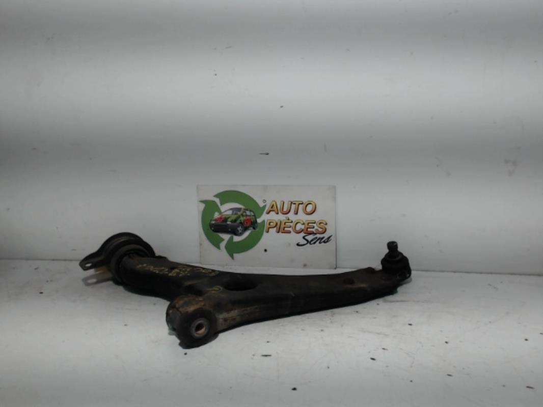 Triangle avant gauche FORD FOCUS 1  - 1