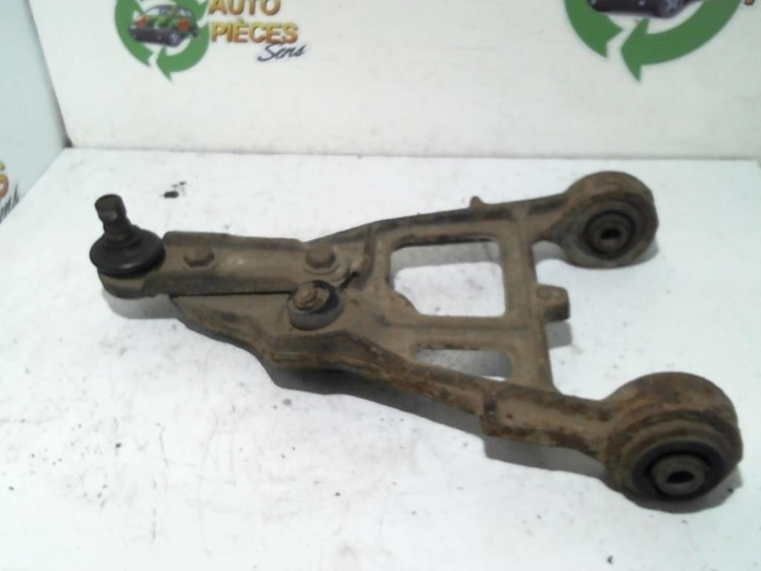 Triangle avant gauche RENAULT MEGANE 1 PHASE 1  - 1