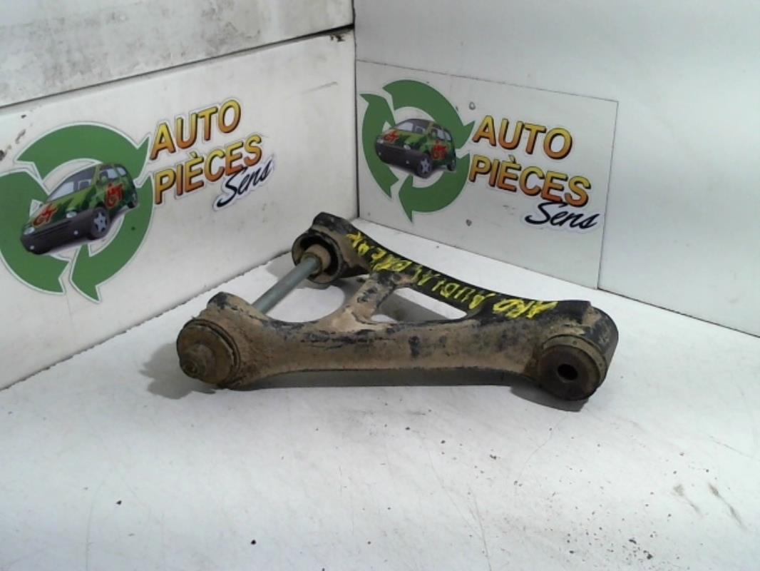 Triangle superieur arriere droit AUDI A4 3  - 1