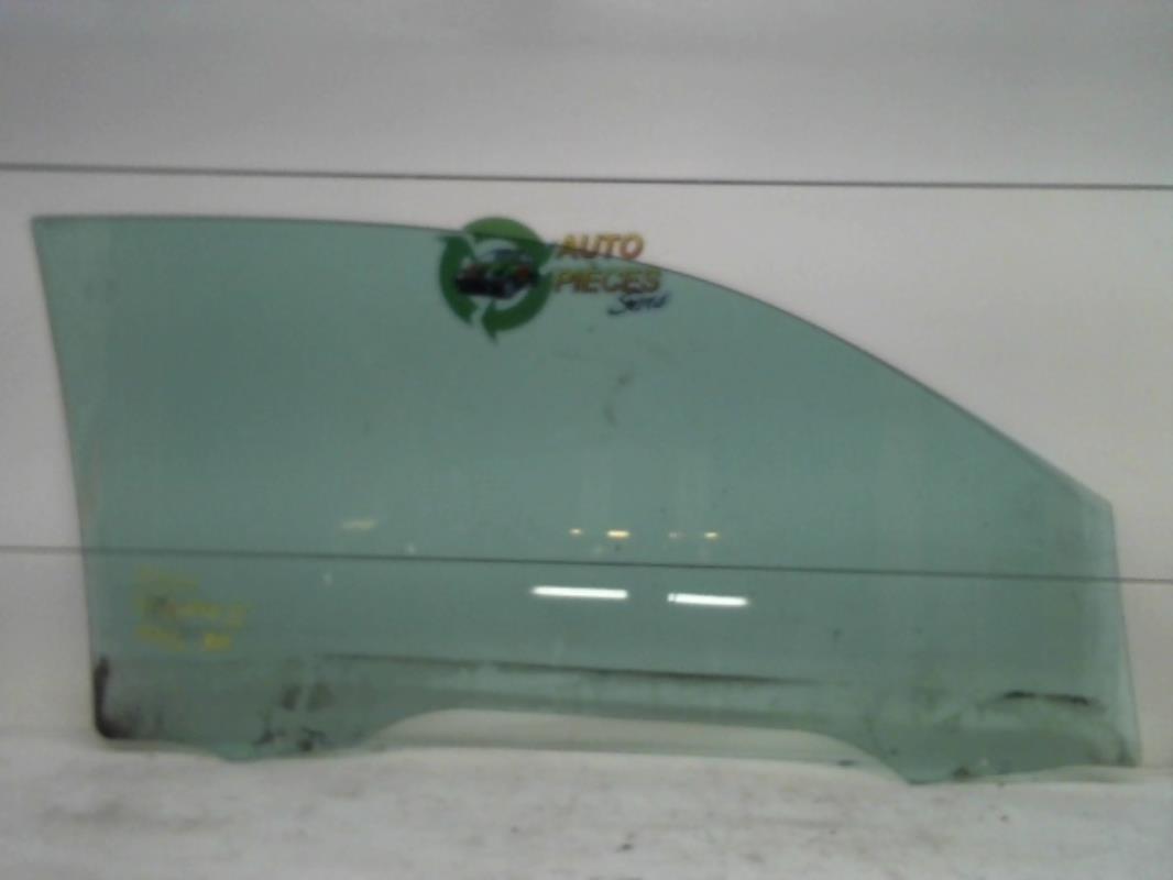 Vitre avant gauche RENAULT MEGANE 2 PHASE 1 Diesel - 1