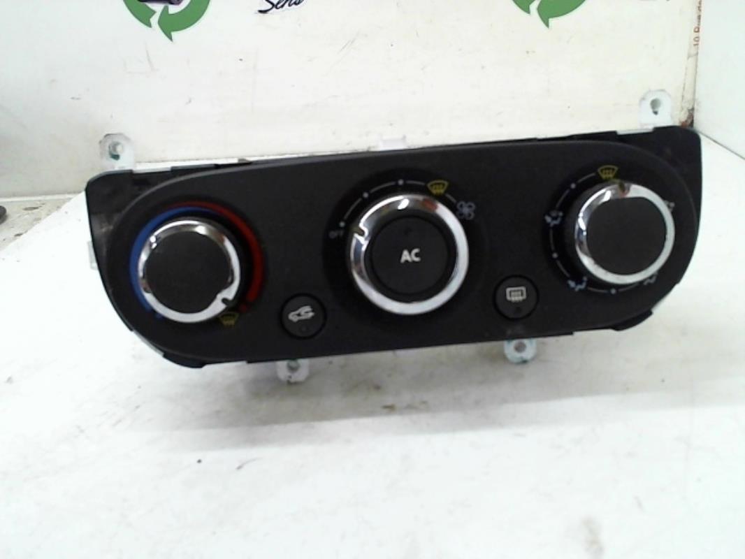 Commande chauffage RENAULT CLIO 4 PHASE 1 Diesel - 1