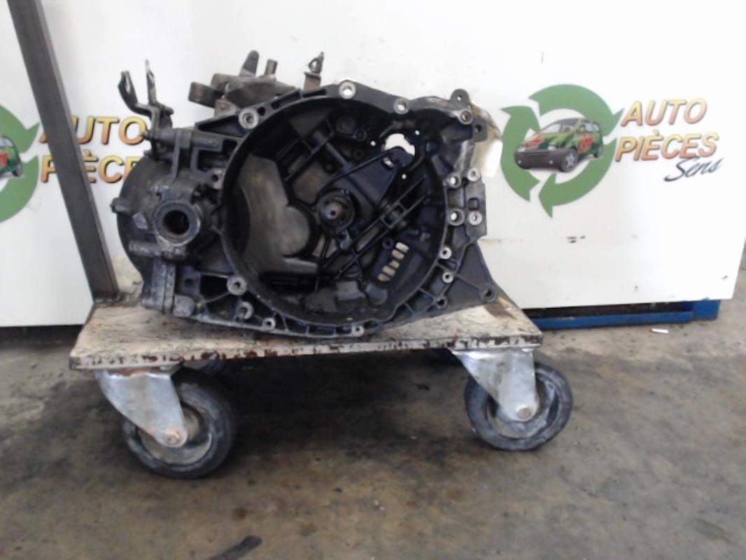 Boite de vitesses PEUGEOT 406 PHASE 1  - 1