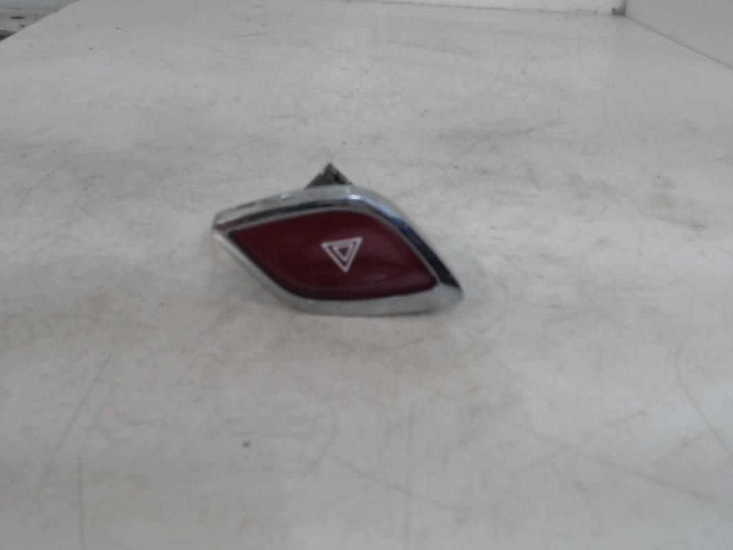 Bouton de warning CITROEN C3 2 PHASE 1 Diesel - 1
