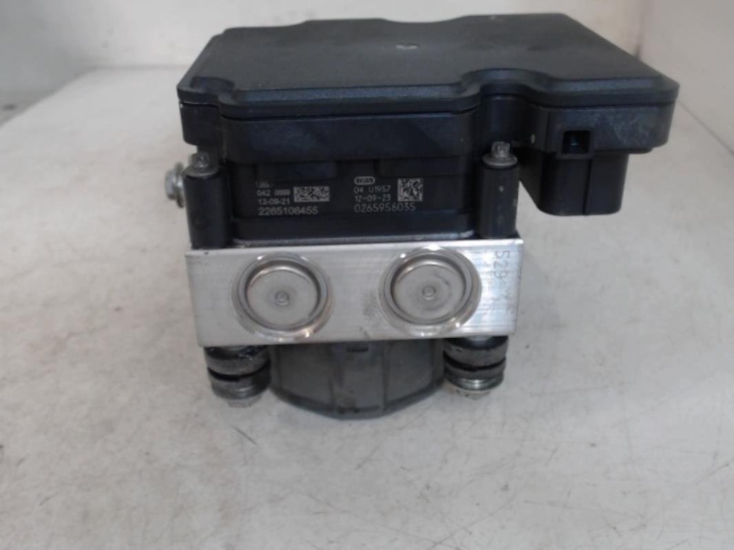 Bloc ABS (freins anti-blocage) RENAULT CLIO 4 PHASE 1 Diesel - 1
