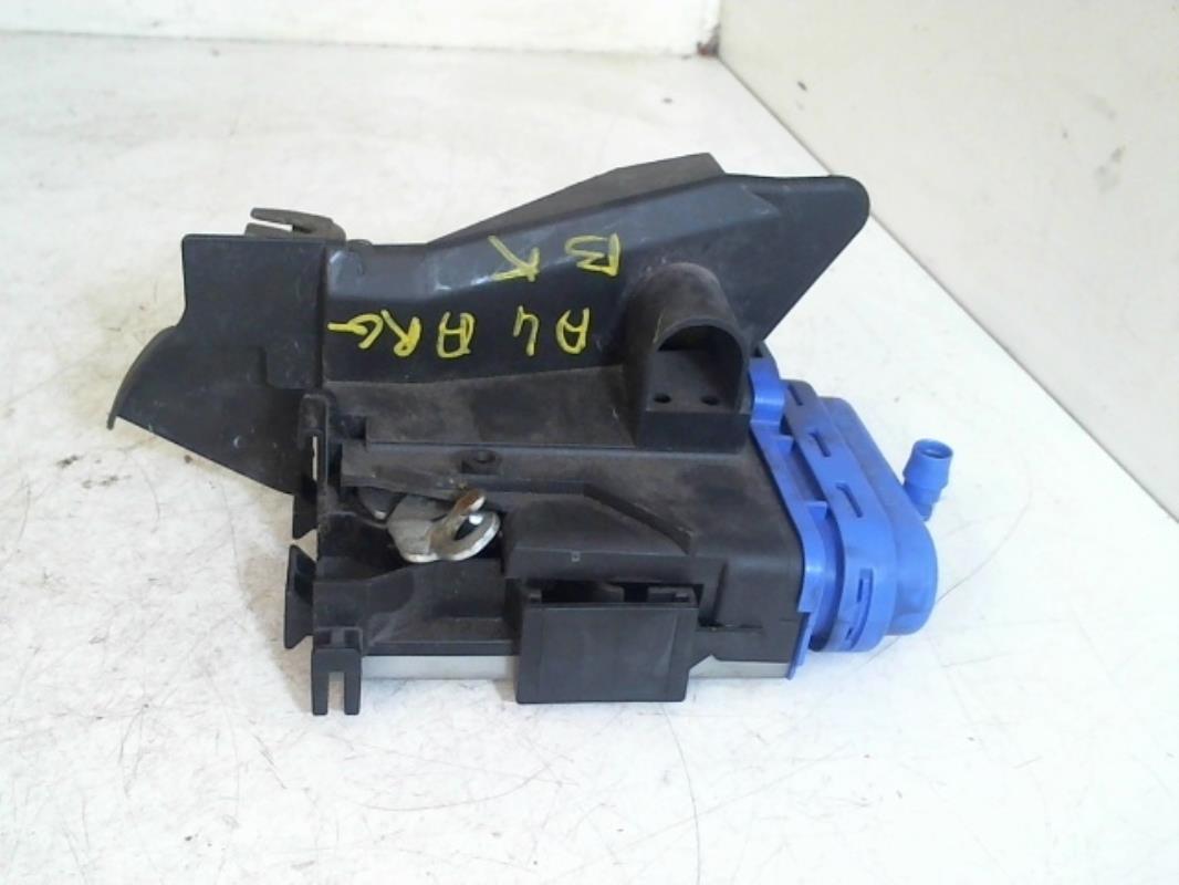 Serrure arriere gauche AUDI A4 2  - 1
