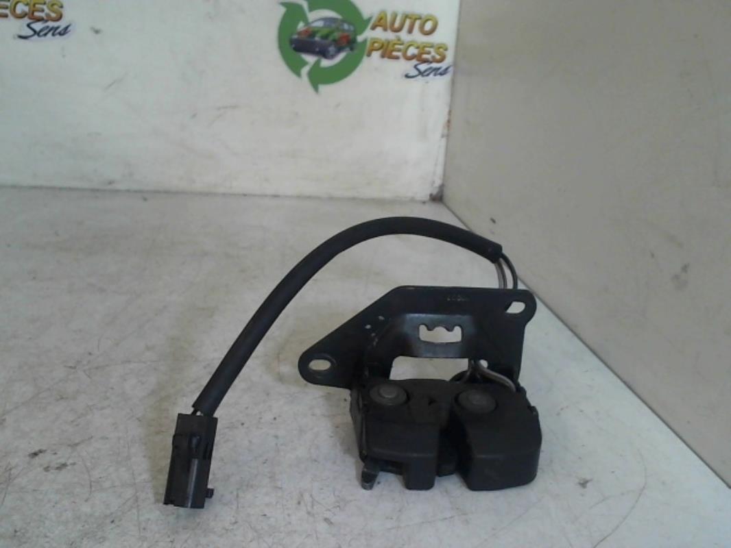Serrure de coffre FIAT PUNTO 2  - 1