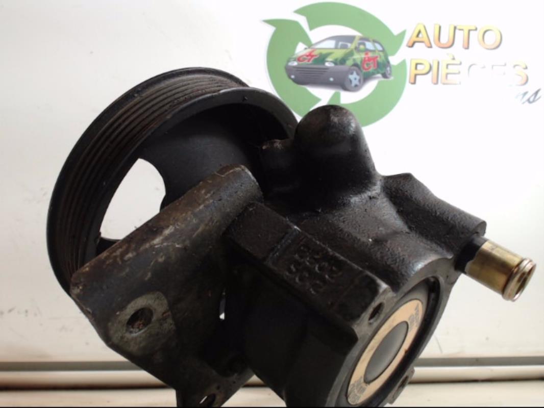 Pompe de direction VOLVO 780  - 1