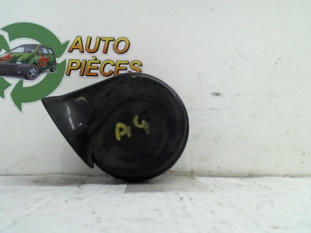 Avertisseur/Klaxon AUDI A4 3  - 1