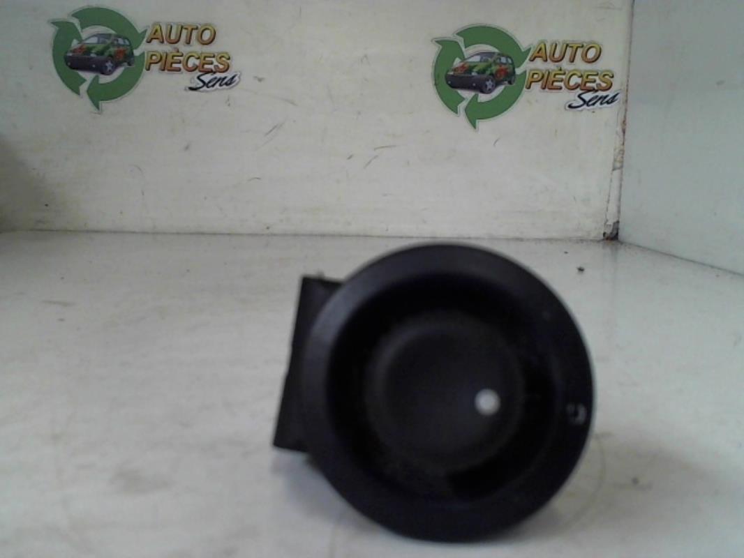 Commande retroviseurs RENAULT CLIO 2 PHASE 2 Diesel - 1
