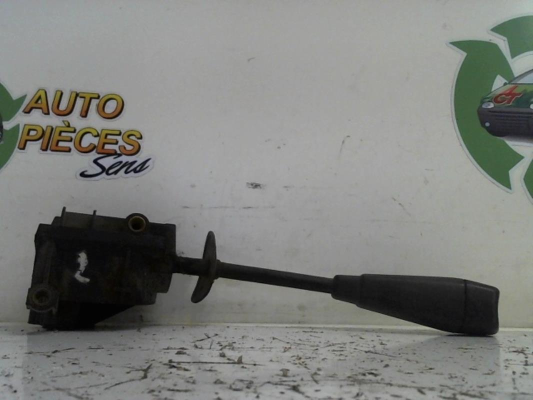 Commodo d'essuie glaces PEUGEOT 305  - 1