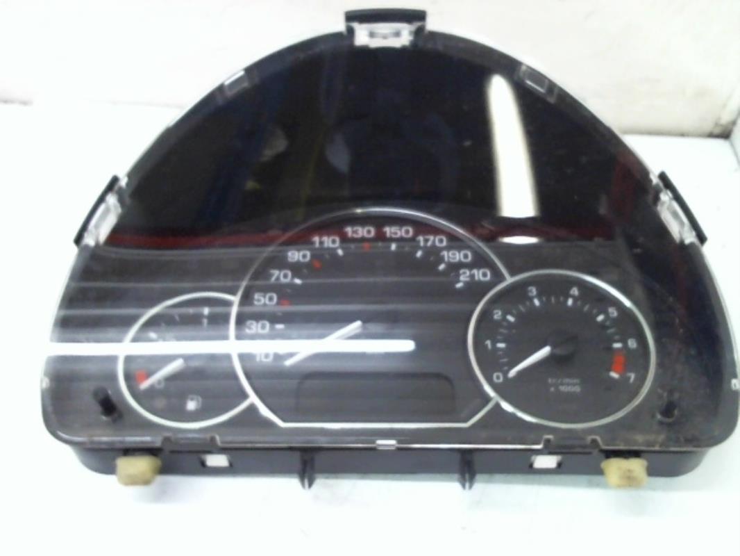 Compteur PEUGEOT 1007 Essence - 1