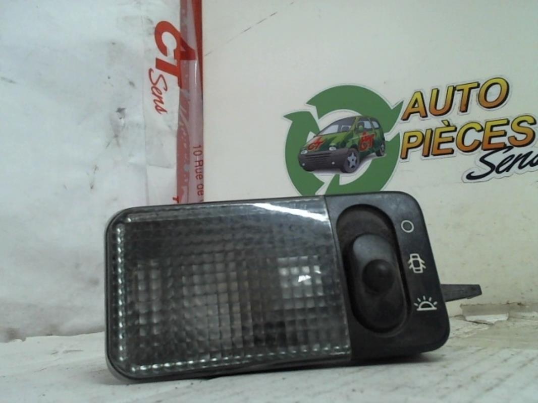 Eclairage de plafonnier PEUGEOT 406 PHASE 1 Diesel - 1