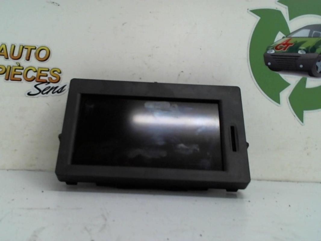 Ecran GPS RENAULT CLIO 3 PHASE 1  - 1
