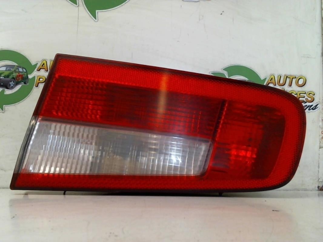 Feu arriere secondaire droit (feux) RENAULT LAGUNA 1 PHASE 2  - 1