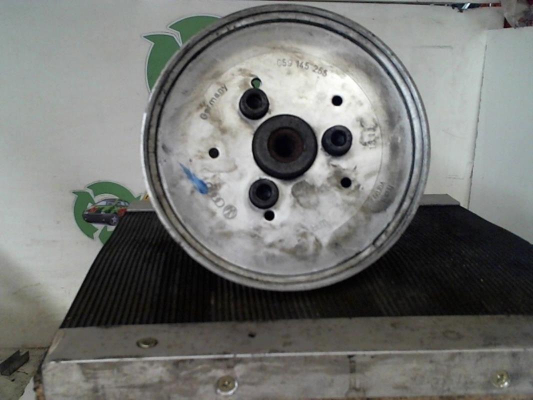 Pompe de direction AUDI A6 2  - 1