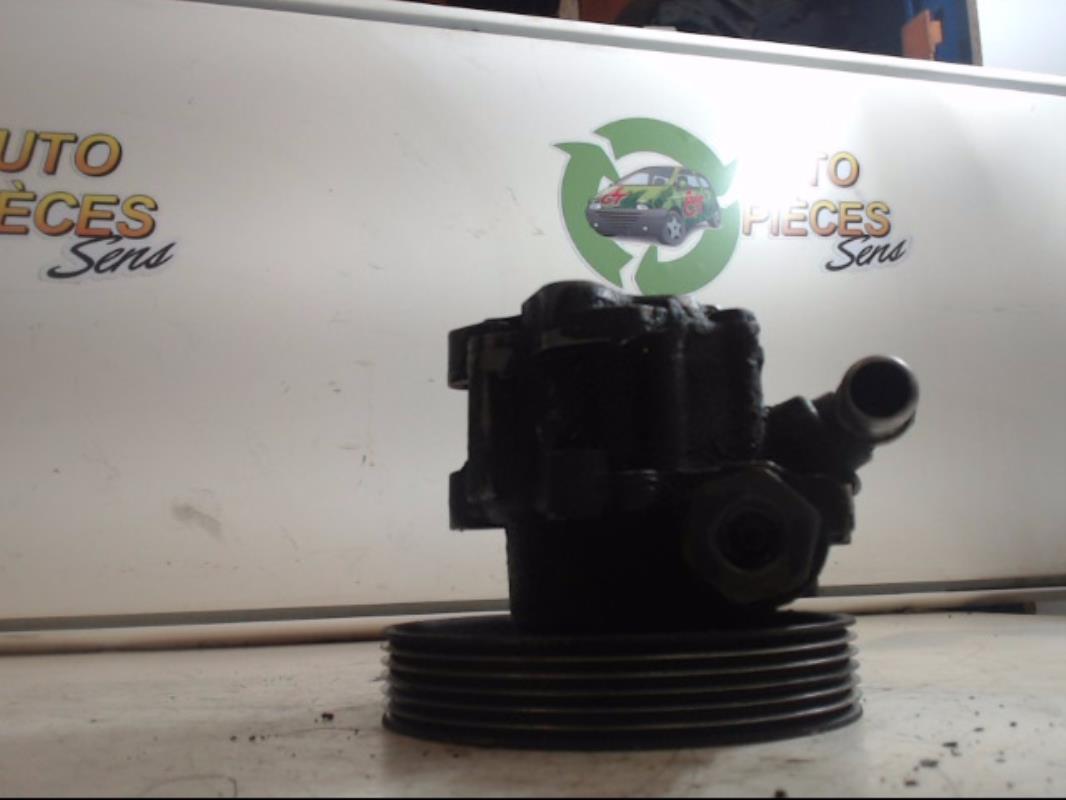 Pompe de direction CITROEN C8 Diesel - 1