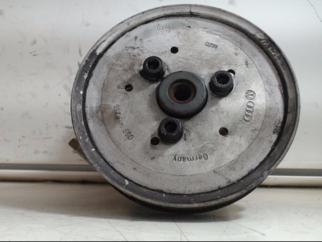 Pompe de direction AUDI A6 2 Diesel - 1