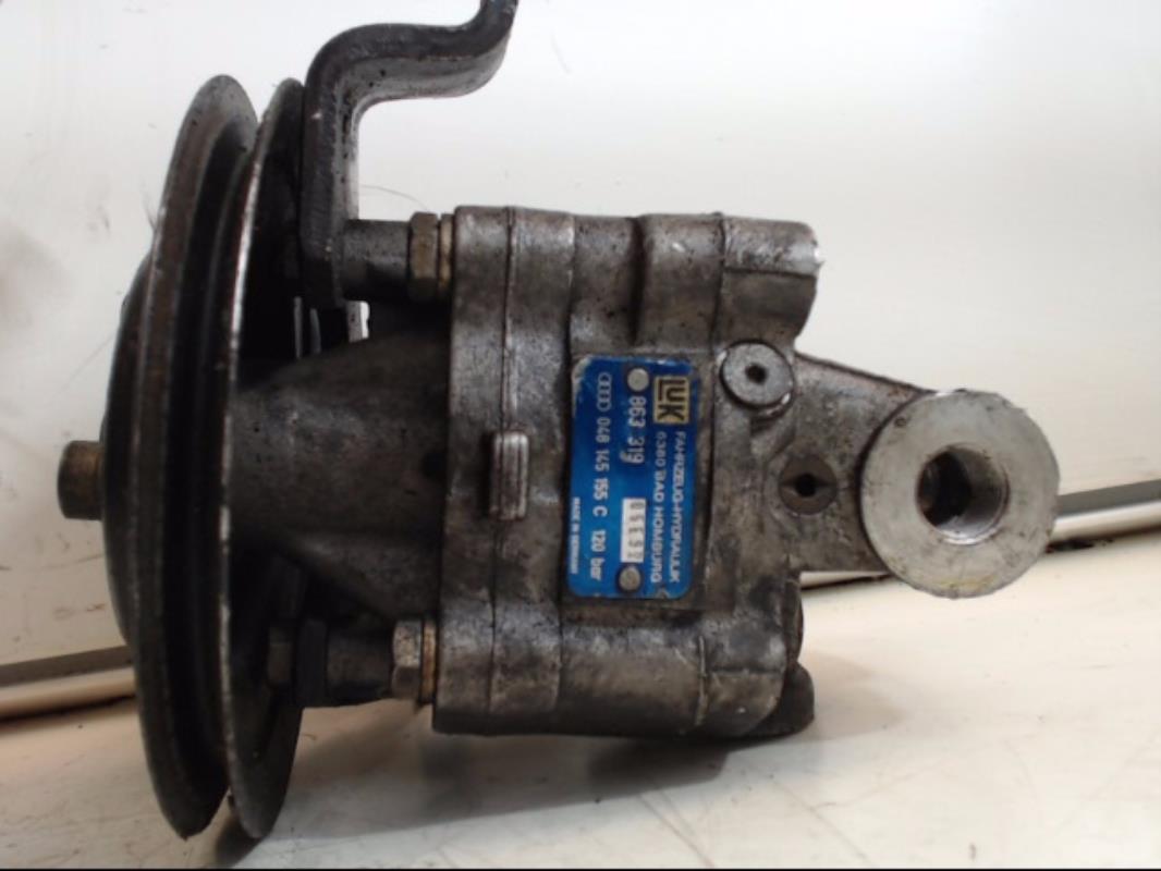 Pompe de direction AUDI 100 2  - 1