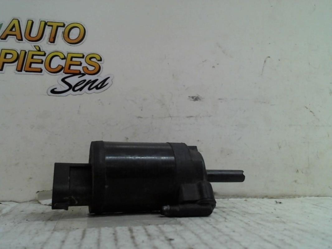Pompe lave glace avant RENAULT R19  - 1