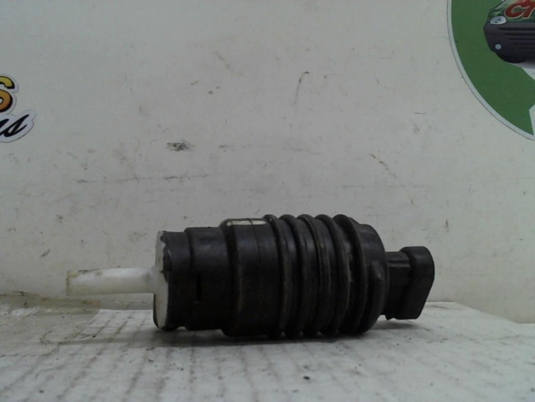 Pompe lave glace avant RENAULT R21  - 1
