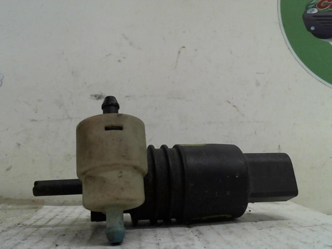 Pompe lave glace avant AUDI A4 3  - 1