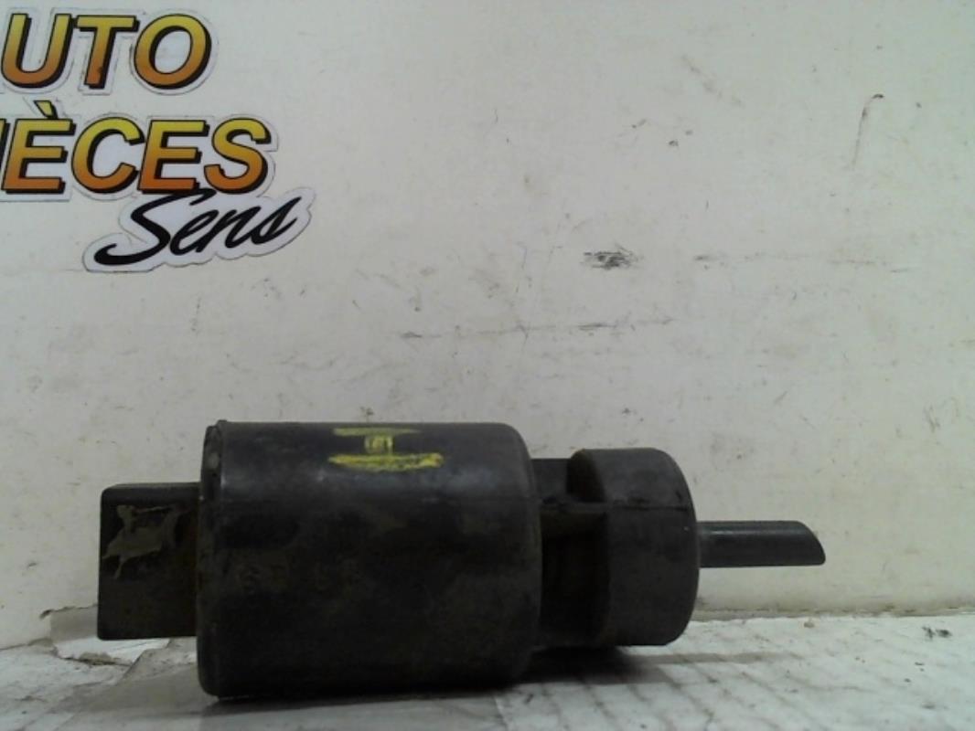 Pompe lave glace avant RENAULT R19  - 1