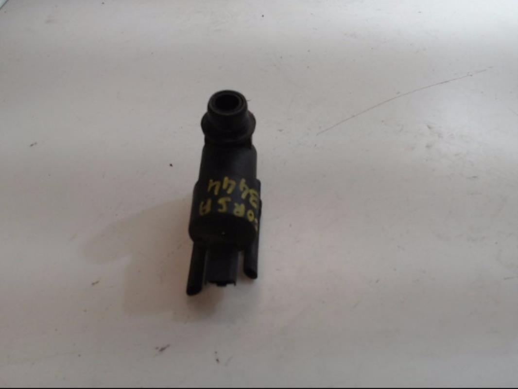 Pompe lave glace avant CITROEN C2  - 1