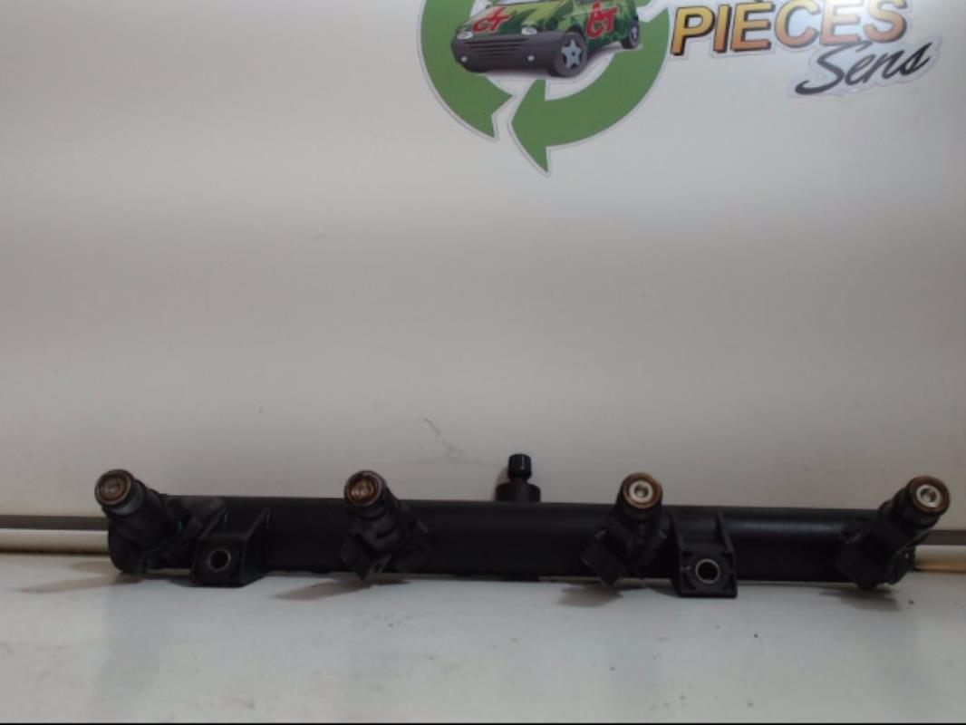 Rampe injection CITROEN XSARA PICASSO PHASE 2 Essence - 1