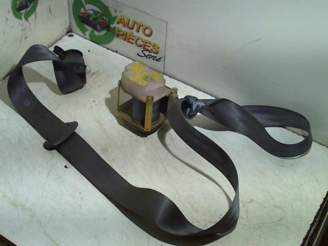 Ceinture arriere droit RENAULT CLIO 2 PHASE 1 Essence - 1