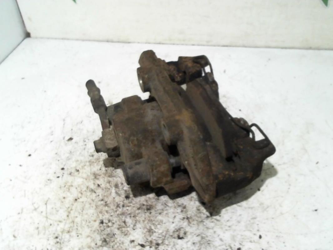 Etrier avant droit (freinage) OPEL CORSA A  - 1