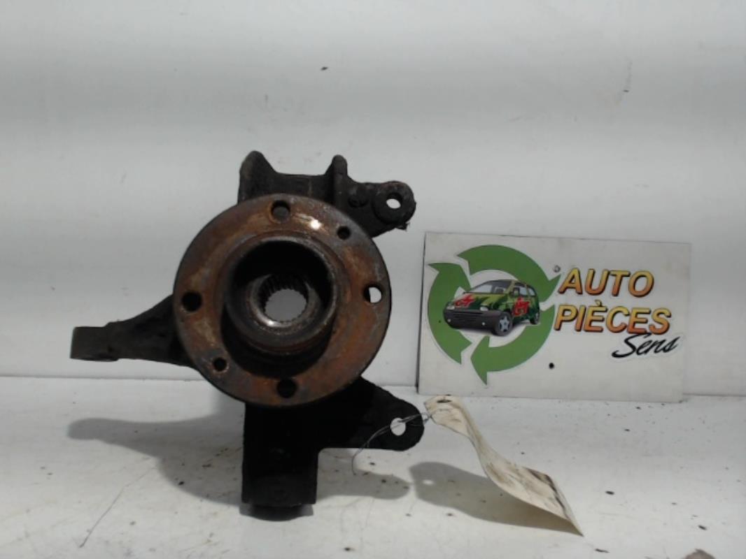 Moyeu avant droit RENAULT SCENIC 2 PHASE 2 Diesel - 1