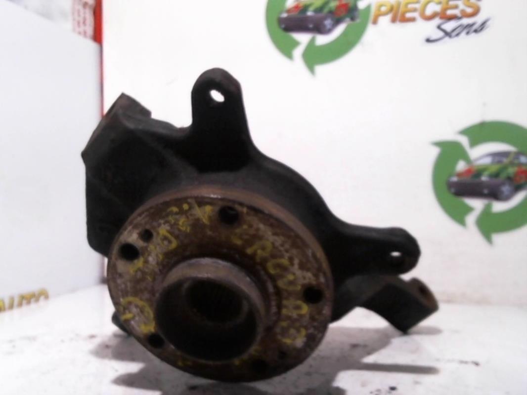 Moyeu avant gauche RENAULT LAGUNA 2 PHASE 1 Essence - 1
