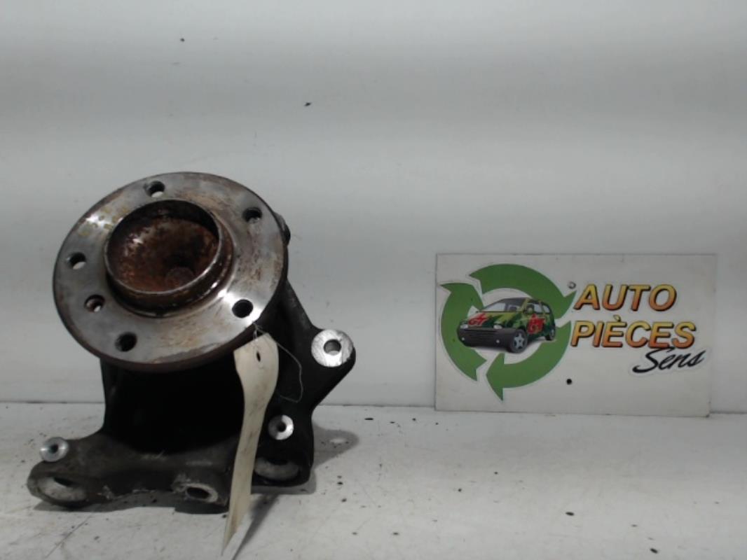 Moyeu avant gauche BMW SERIE 3 E90 PHASE 1 Essence - 1