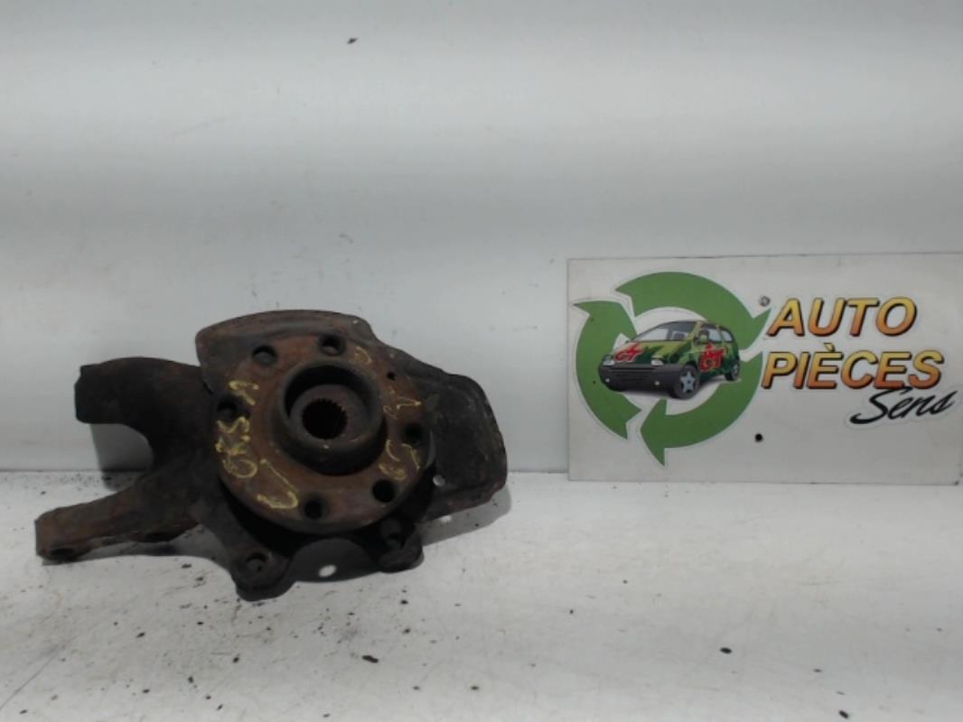 Moyeu avant gauche OPEL CORSA D  - 1