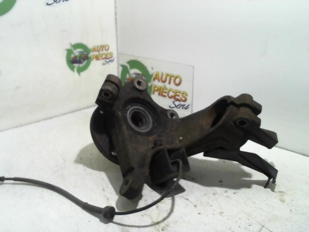 Moyeu avant gauche PEUGEOT 206+ Diesel - 1