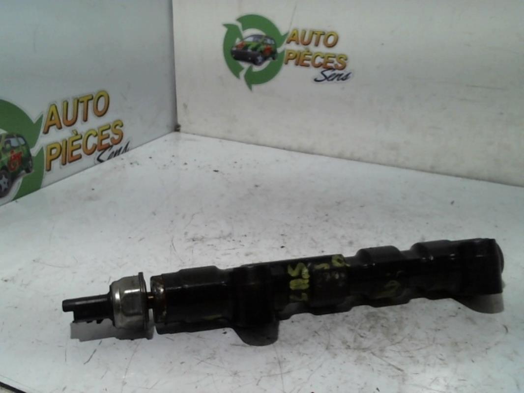 Rampe injection CITROEN C4 1  - 1