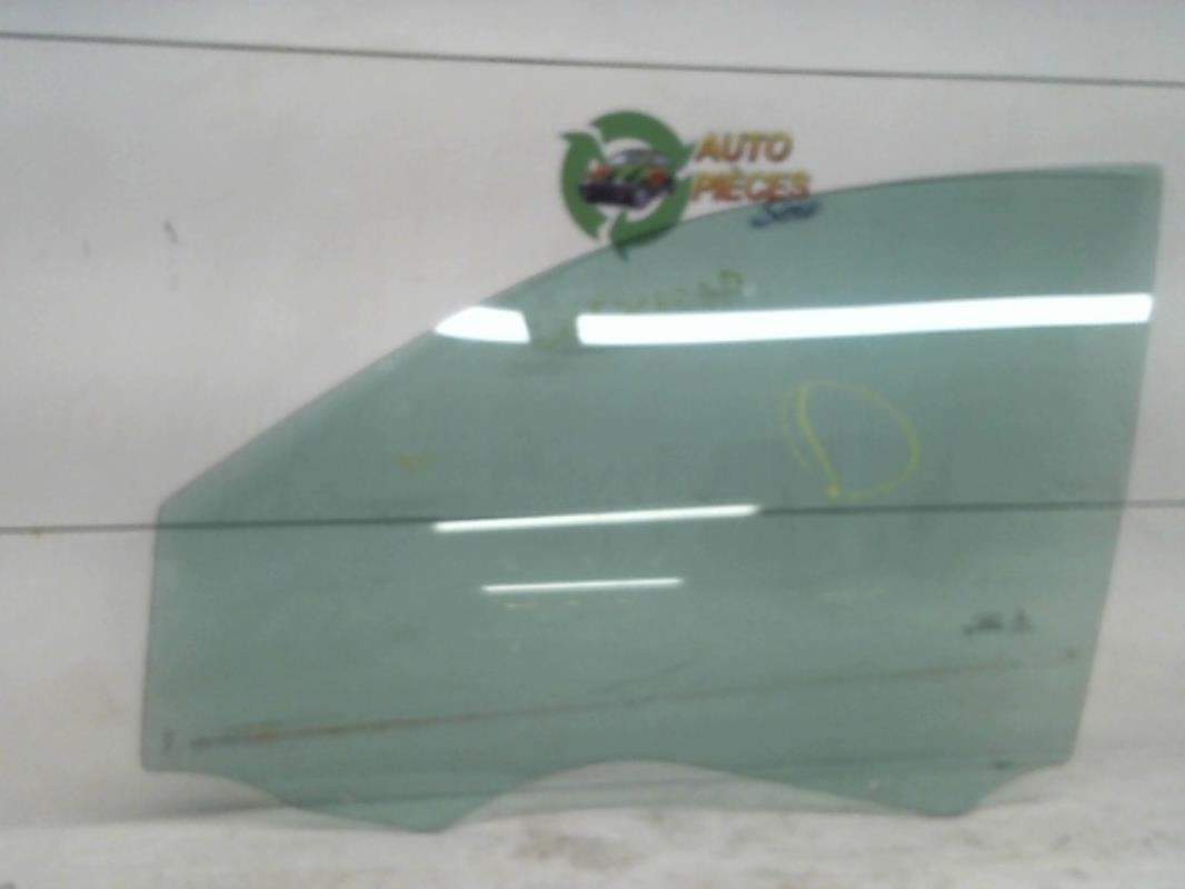 Vitre avant gauche RENAULT MEGANE 2  - 1