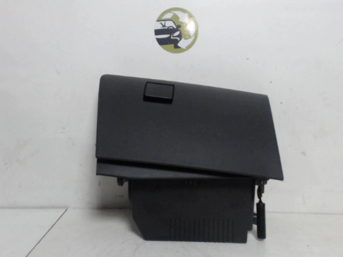 Boite a gants OPEL ASTRA H PHASE 1 Diesel - 1