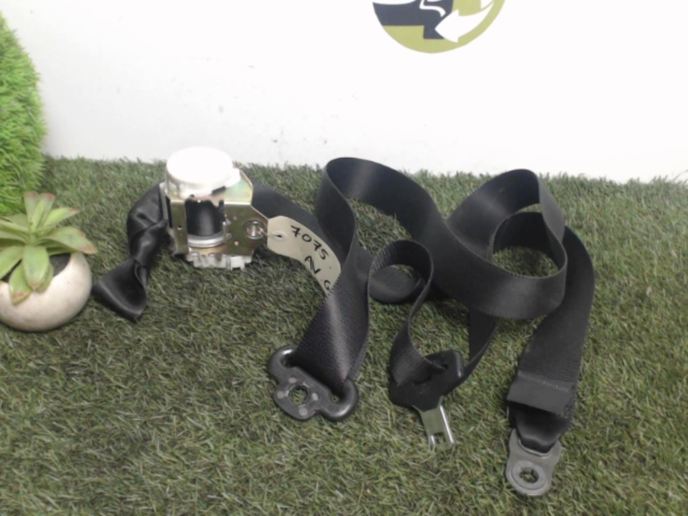 Ceinture avant gauche FORD FOCUS 2 PHASE 1 Diesel - 1