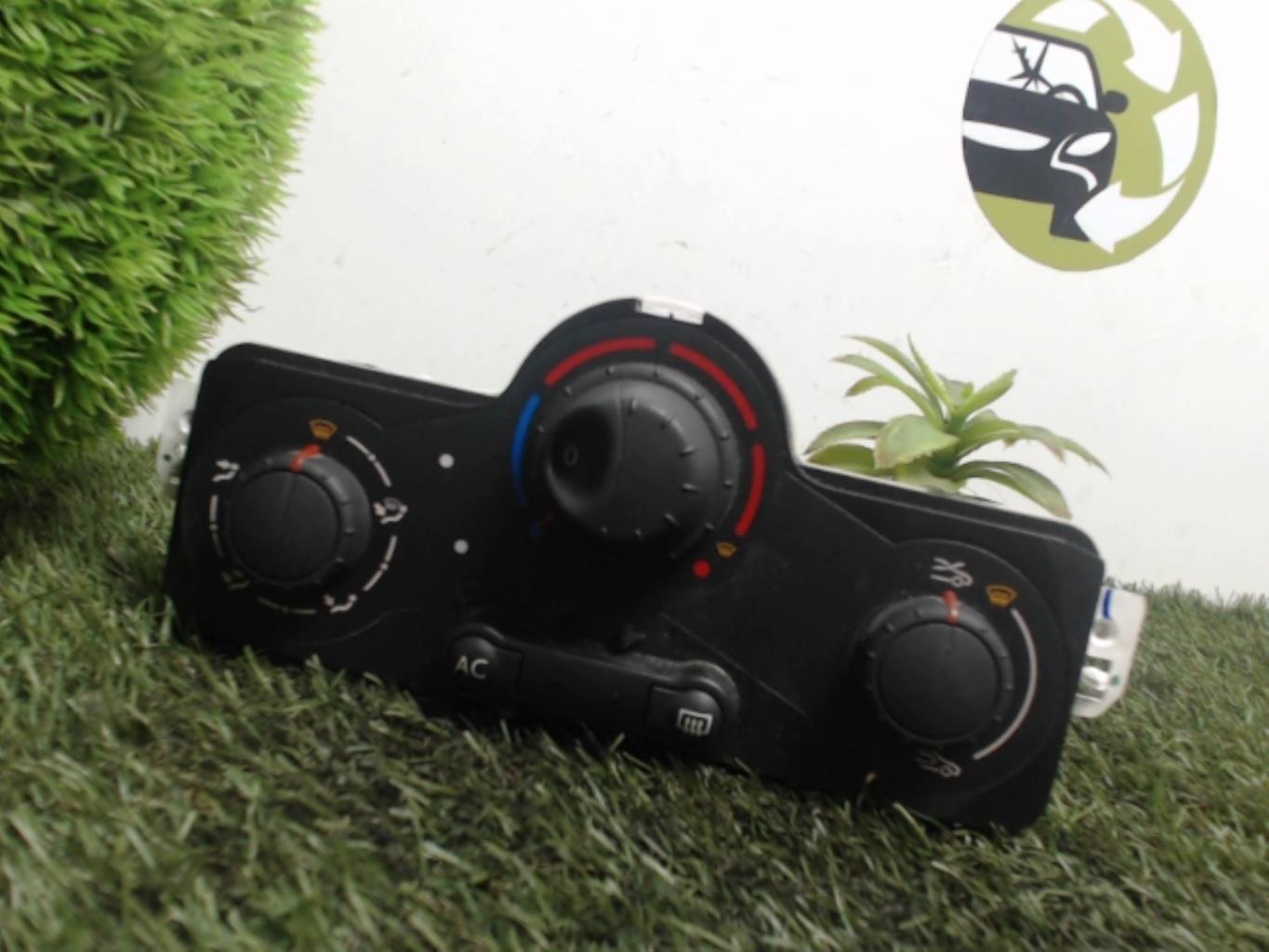 Commande chauffage RENAULT CLIO 3 PHASE 2  - 1