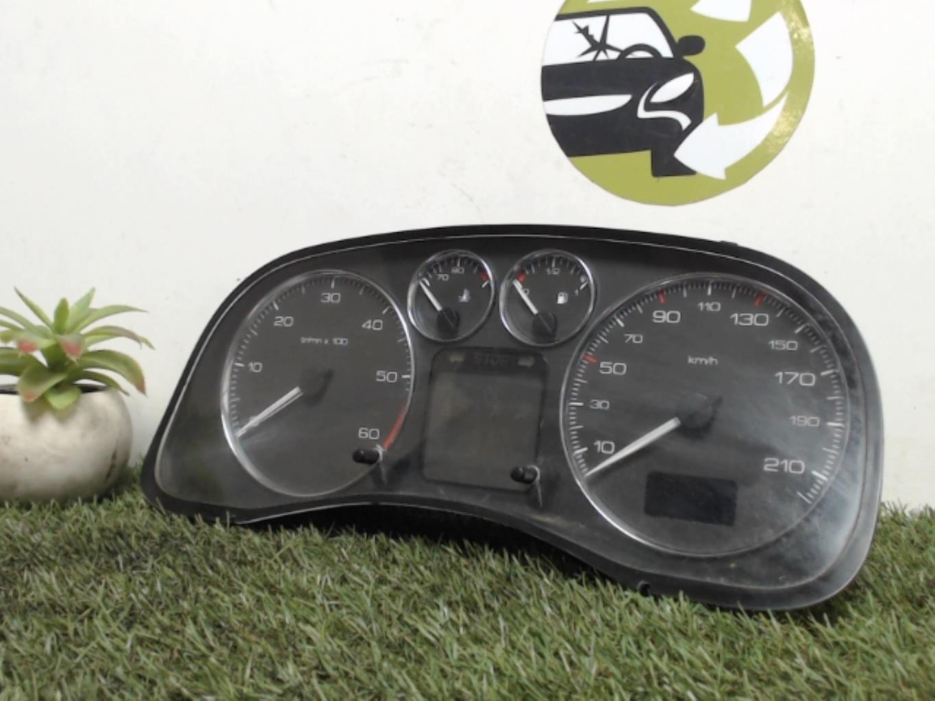 Compteur PEUGEOT 307 PHASE 2 BREAK Diesel - 1
