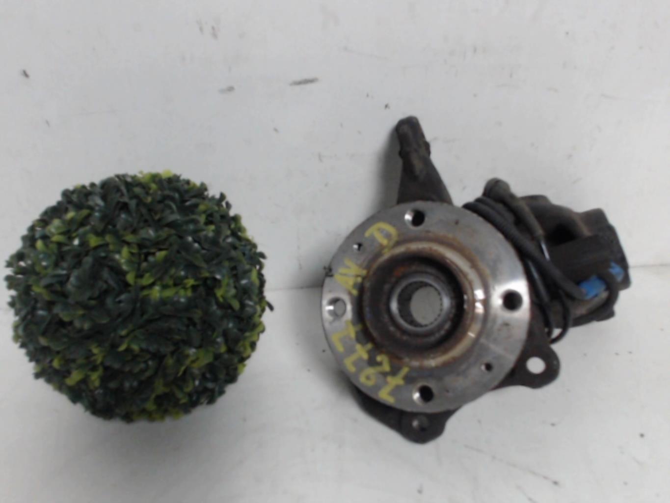 Moyeu avant droit CITROEN C3 2 PHASE 1 Essence - 1