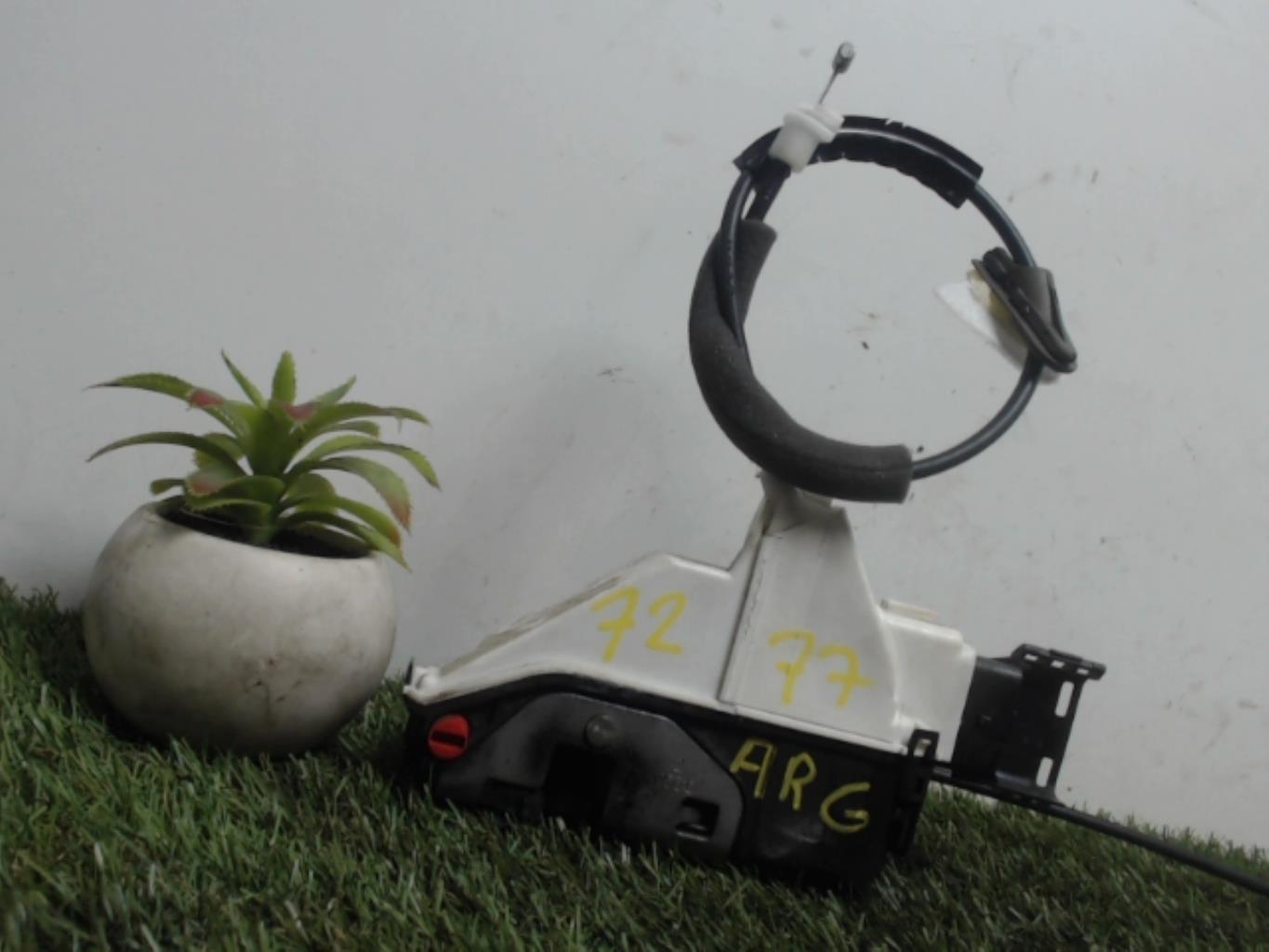Serrure arriere gauche CITROEN C3 2 PHASE 1 Essence - 1