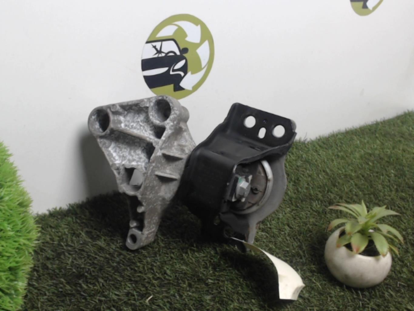 Support moteur DACIA SANDERO 1 Diesel - 1