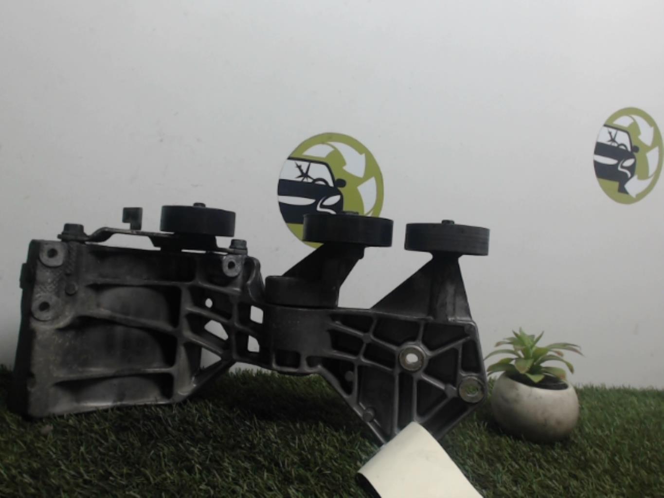 Support moteur MERCEDES CLASSE B 245 PHASE 1 Diesel - 1