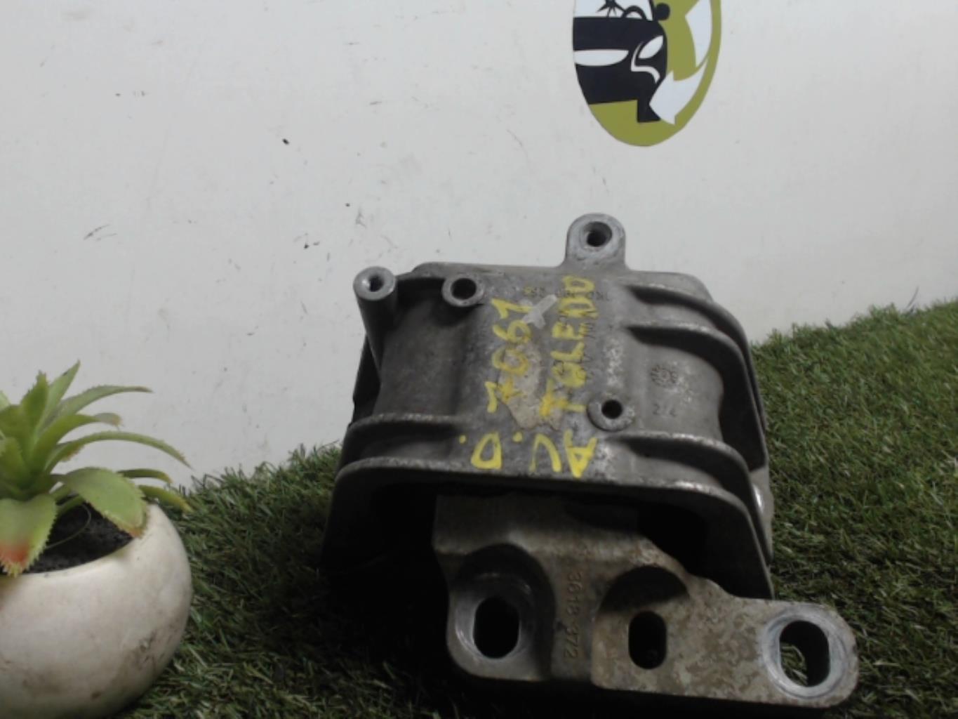 Support moteur droit SEAT TOLEDO 3 Diesel - 1