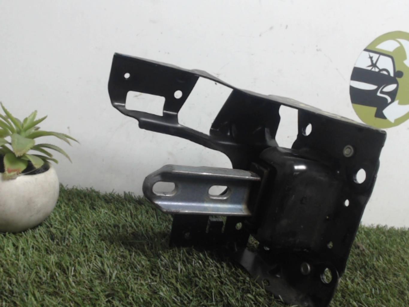 Support moteur gauche CITROEN C3 2 PHASE 1 Essence - 1