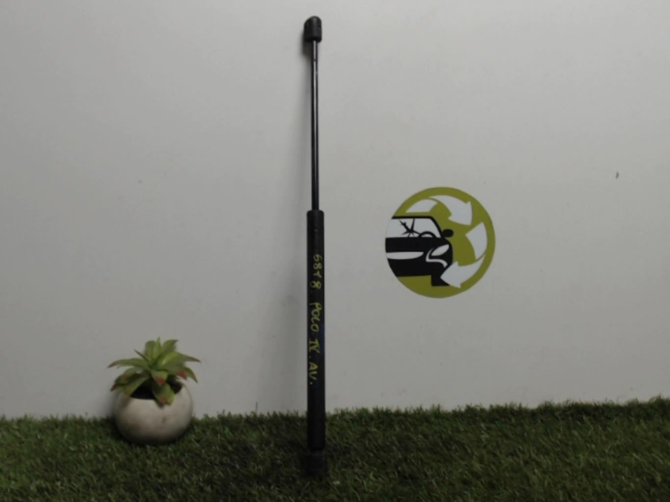 Verin de capot VOLKSWAGEN POLO 4 PHASE 1 Diesel - 1
