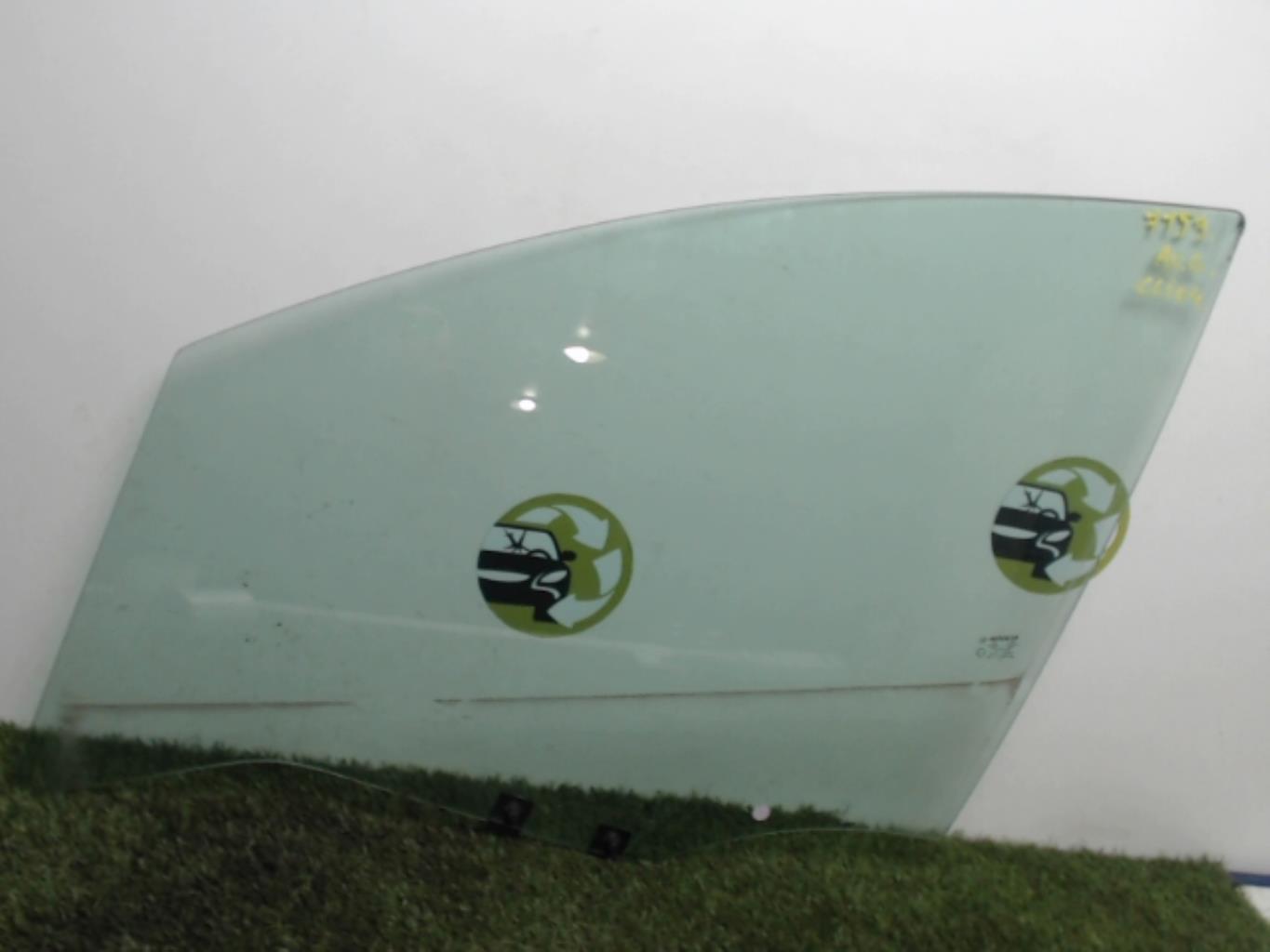Vitre avant gauche RENAULT CLIO 4 PHASE 1 Diesel - 1