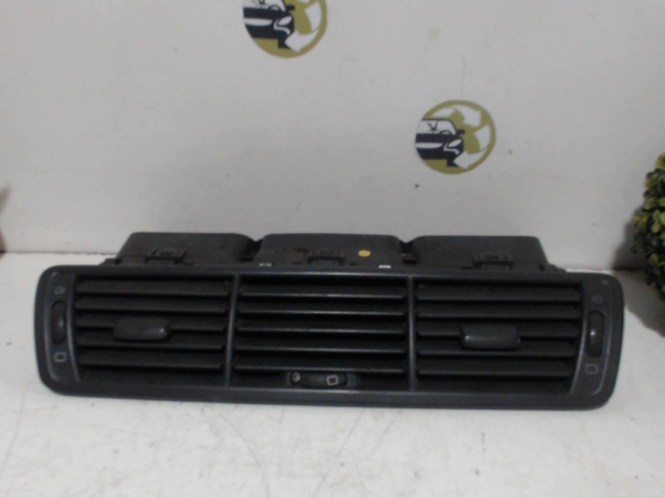 Aerateur tableau de bord CITROEN C8 Diesel - 1